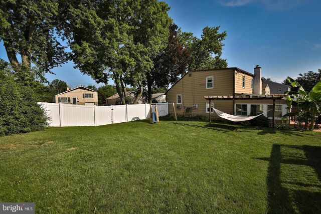 1017 GARFIELD AVE, Glenside, PA 19038