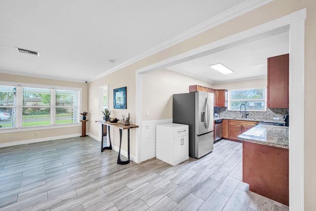 301 SE 3RD Terrace, Dania Beach, FL 33004