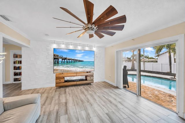 301 SE 3RD Terrace, Dania Beach, FL 33004