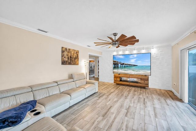 301 SE 3RD Terrace, Dania Beach, FL 33004