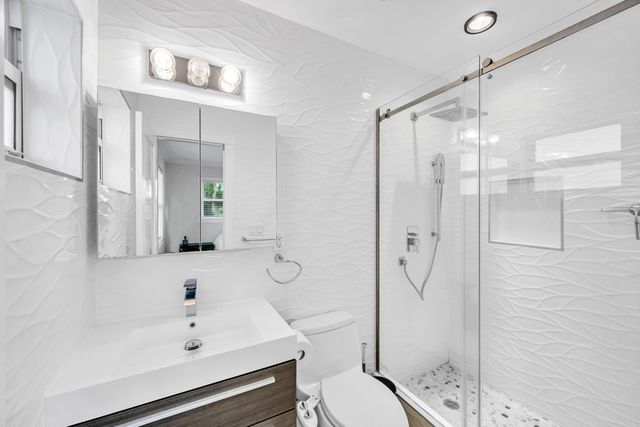 301 SE 3RD Terrace, Dania Beach, FL 33004