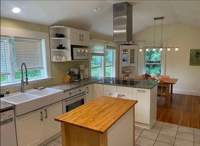 26 Arcadia Road, Natick, MA 01760