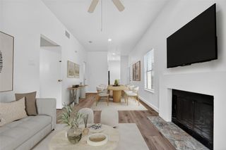 712 Graham PL 201, Austin, TX 78705