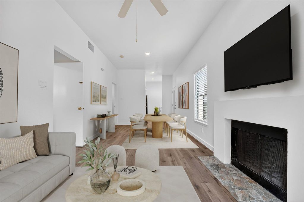 712 Graham PL 201, Austin, TX 78705