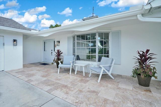 76 W Fairview W W, Tequesta, FL 33469