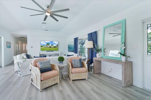 76 W Fairview W W, Tequesta, FL 33469