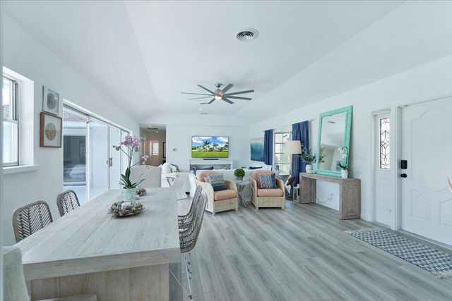 76 W Fairview W W, Tequesta, FL 33469