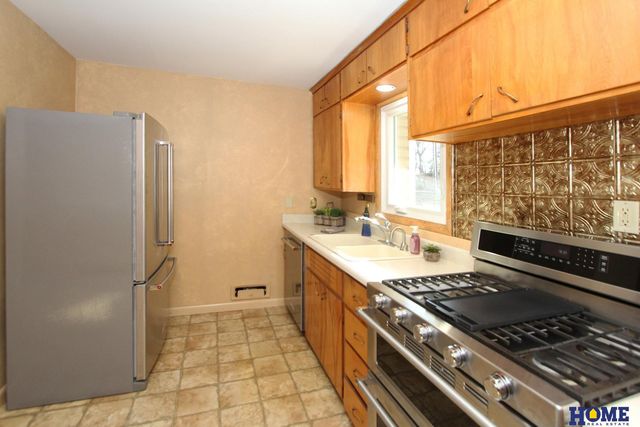 5843 Randolph Street, Lincoln, NE 68510