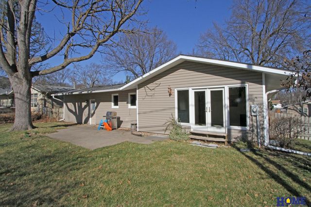 5843 Randolph Street, Lincoln, NE 68510