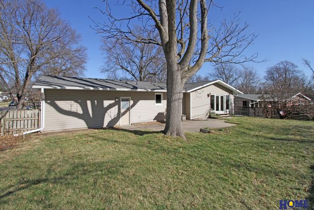 5843 Randolph Street, Lincoln, NE 68510