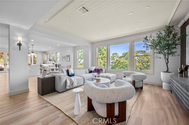 608 Baldwin Court, Sierra Madre, CA 91024