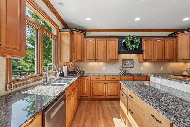 3701 150th Street, Urbandale, IA 50323