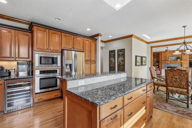 3701 150th Street, Urbandale, IA 50323