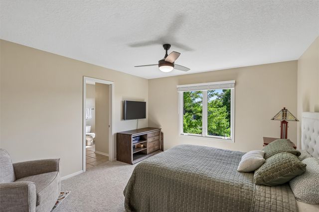 3701 150th Street, Urbandale, IA 50323