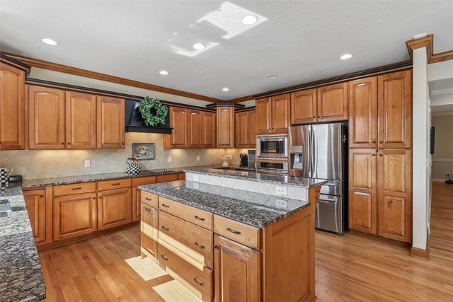 3701 150th Street, Urbandale, IA 50323