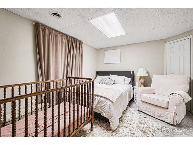 1244 Spring Creek Ct, Longmont, CO 80504