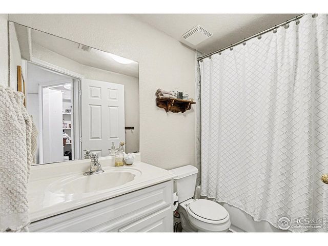 1244 Spring Creek Ct, Longmont, CO 80504