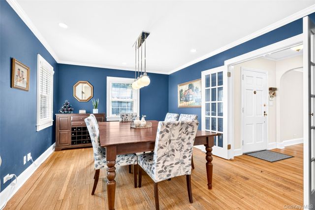34 Smith Avenue, White Plains, NY 10605