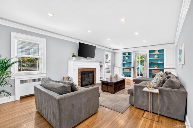 34 Smith Avenue, White Plains, NY 10605