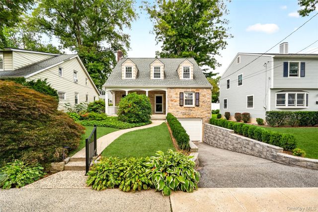 34 Smith Avenue, White Plains, NY 10605
