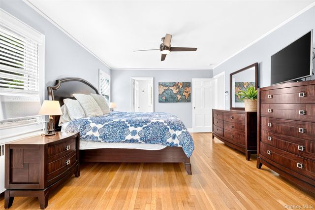 34 Smith Avenue, White Plains, NY 10605
