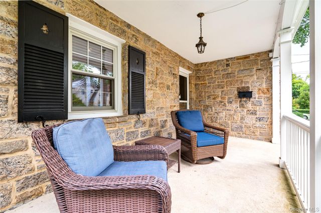 34 Smith Avenue, White Plains, NY 10605