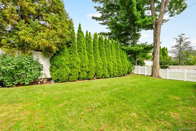 34 Smith Avenue, White Plains, NY 10605