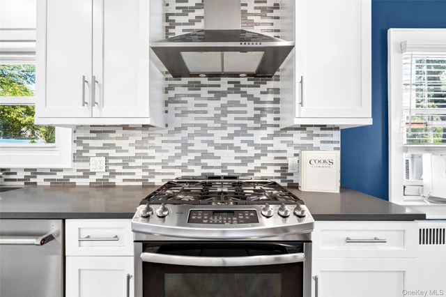 34 Smith Avenue, White Plains, NY 10605
