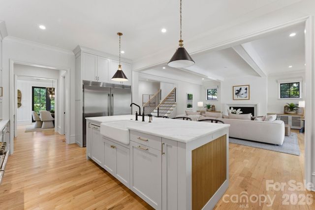 409 Bertonley Avenue, Charlotte, NC 28211