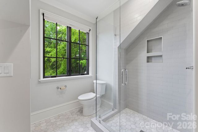 409 Bertonley Avenue, Charlotte, NC 28211