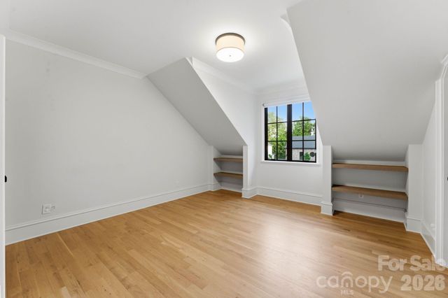 409 Bertonley Avenue, Charlotte, NC 28211