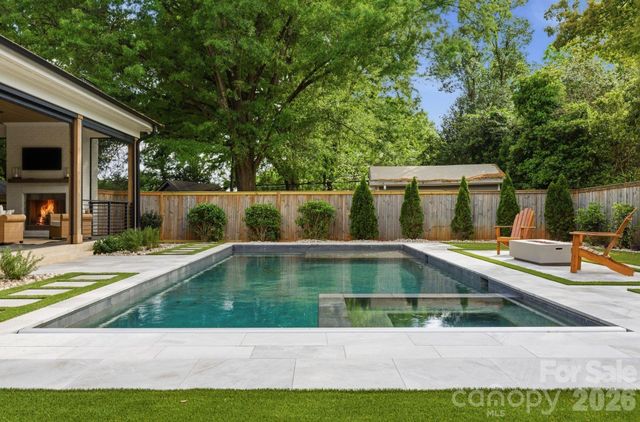 409 Bertonley Avenue, Charlotte, NC 28211