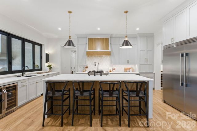 409 Bertonley Avenue, Charlotte, NC 28211
