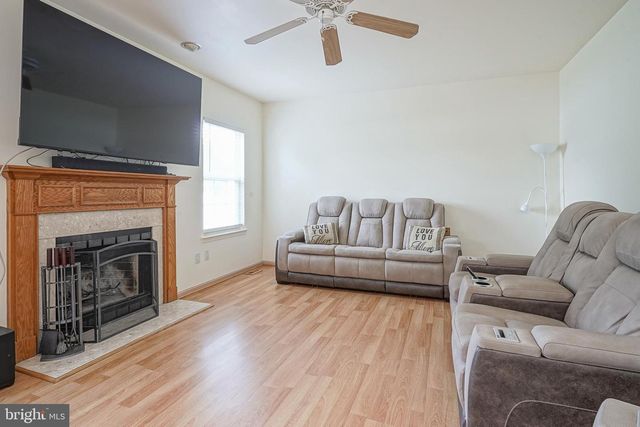 808 GYPSY LN, Williamstown, NJ 08094