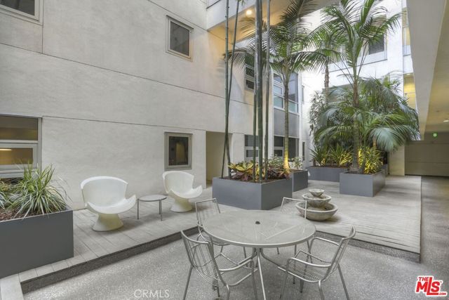 630 W. 6th Street 307, Los Angeles, CA 90017