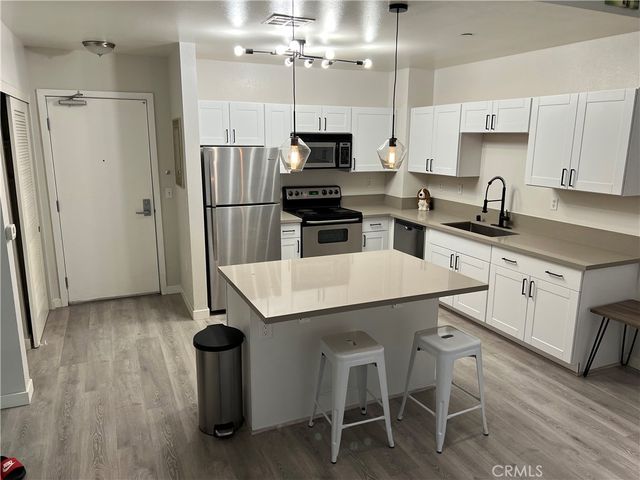 630 W. 6th Street 307, Los Angeles, CA 90017