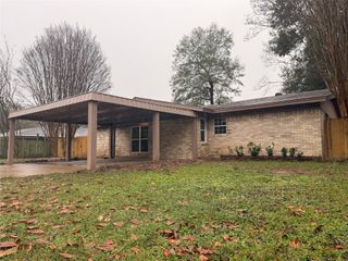 112 Myrtle Dr, New Boston, TX 75570