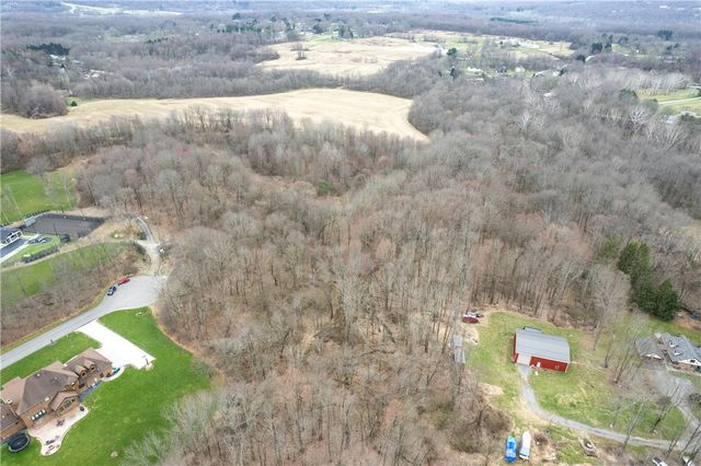 1 Ciara, Neshannock Twp, PA 16105