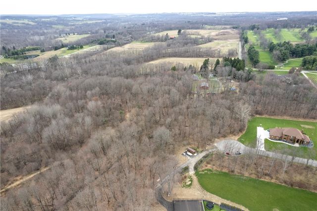 1 Ciara, Neshannock Twp, PA 16105