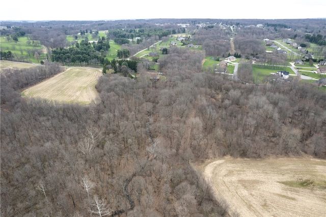 1 Ciara, Neshannock Twp, PA 16105