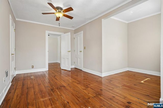 70 9th Avenue, East Orange, NJ 07018