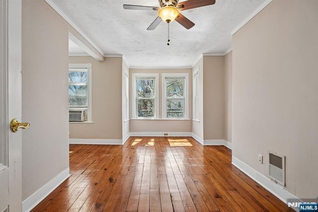 70 9th Avenue, East Orange, NJ 07018