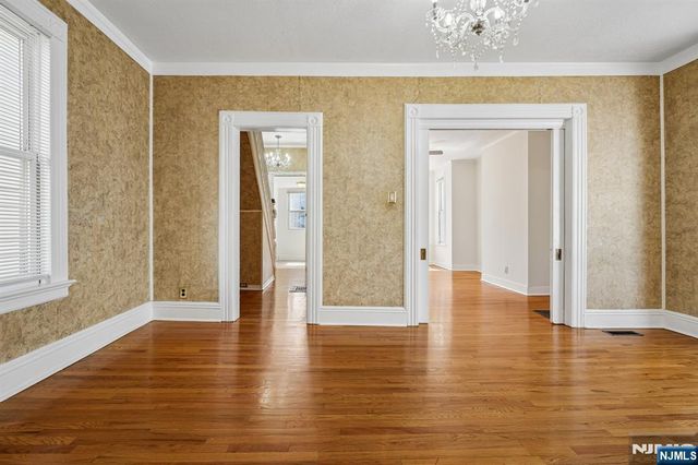 70 9th Avenue, East Orange, NJ 07018