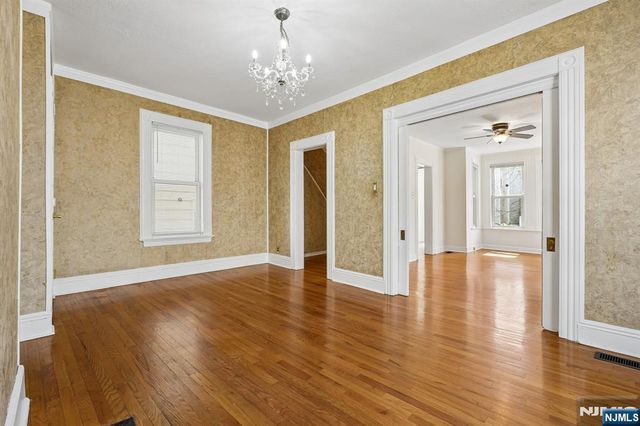70 9th Avenue, East Orange, NJ 07018