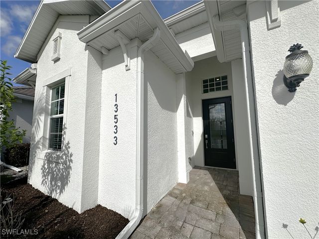 13533 Blue Bay CIR, Fort Myers, FL 33913