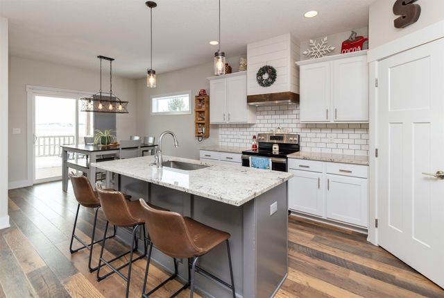 5330 Katelyn Avenue, Van Meter, IA 50261