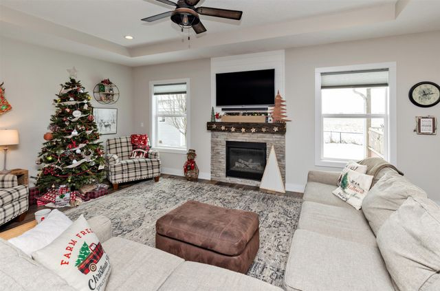 5330 Katelyn Avenue, Van Meter, IA 50261