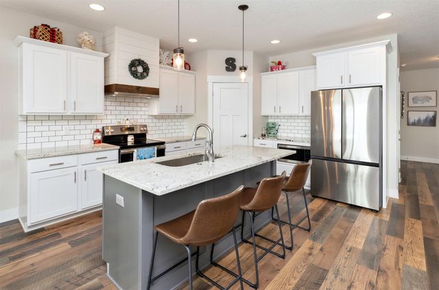 5330 Katelyn Avenue, Van Meter, IA 50261