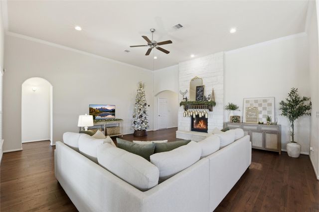 11914 Pearl Lane, Dayton, TX 77535