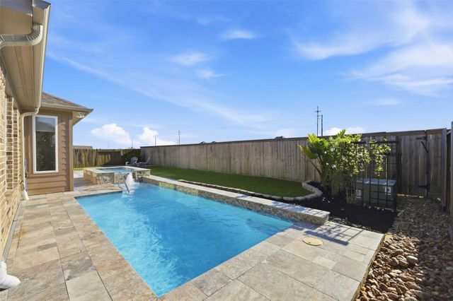 11914 Pearl Lane, Dayton, TX 77535